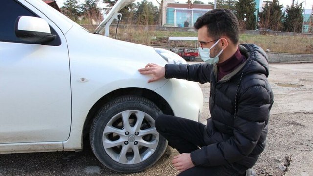 Sıfır aldıkları araç hasarlı çıktı