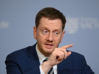 Corona: Michael Kretschmer befürchtet "gigantische dritte Welle"