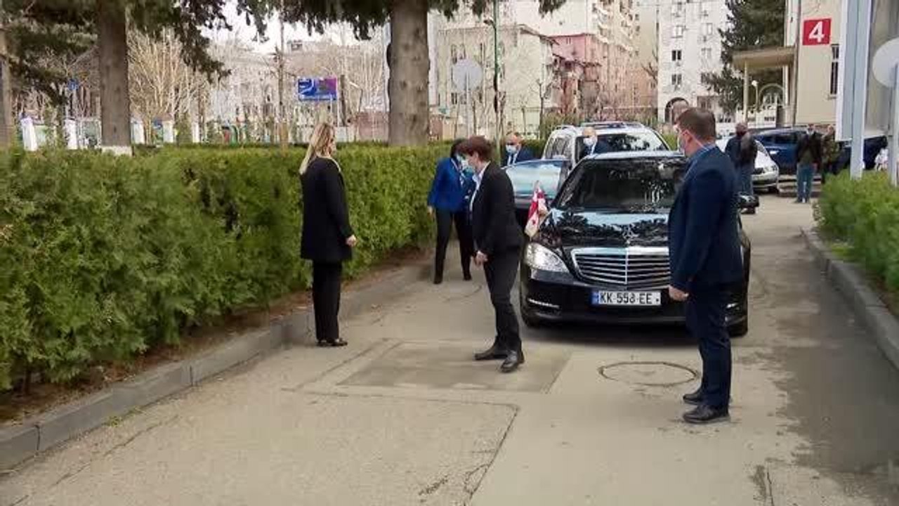 Gürcistan Cumhurbaşkanı Salome Zurabişvili AstraZeneca aşısı oldu