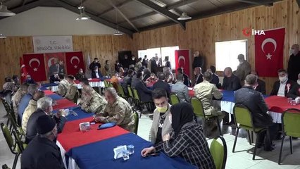 İdlib şehitlerinin ailelerine "Devlet Övünç Madalyası"