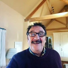 Paul Chuckle supports NHS worker raffling off his home