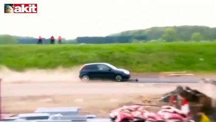 190 Km hızla duvara toslama