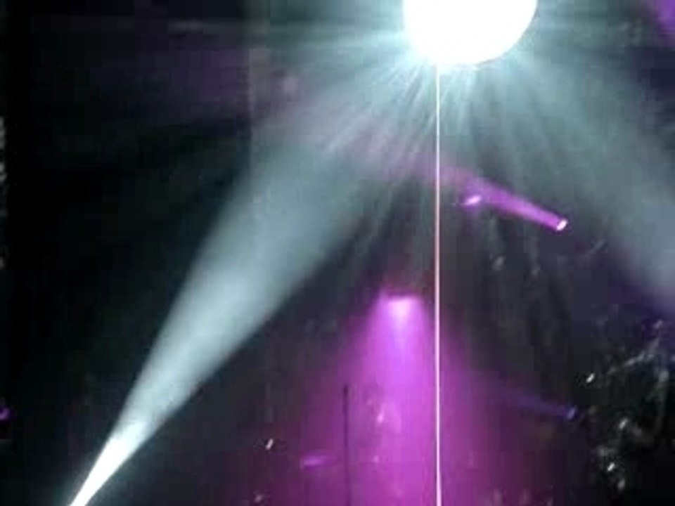 Christophe willem:20/02/08 cigale ambiance boite de nuit