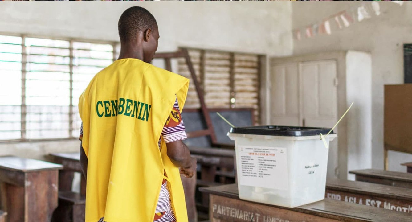Présidentielle 2021 au Bénin: la société civile lance l’hymne « jeunesse et non-violence »