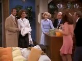 Mary Tyler Moore S06E11 Mary Richards Falls in Love