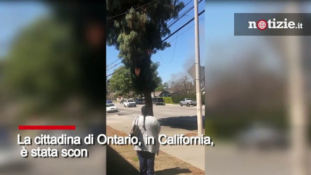 California, esplode deposito abusivo di fuochi d'artificio: il momento dell'esplosione
