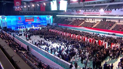 ANKARA - Bahçeli, MYK ve MDK seçimi için oyunu kullandı