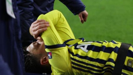 Mesut'tan sakatlığının son durumuna ilişkin paylaşım! Taraftarlardan destek mesajları yağdı