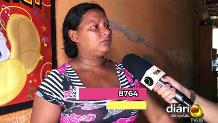 Скачать видео: Grávida e sem alimentação para os cinco filhos, dona de casa se desespera e faz apelo dramático em Cajazeiras