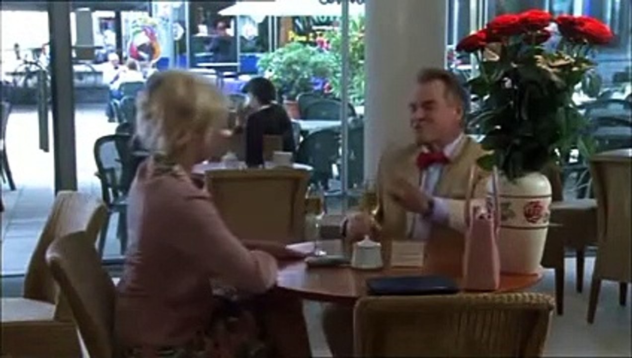 Um Himmels Willen - Staffel 02, Folge 05 Falsche Fünfzigerin (Episopde 018)
