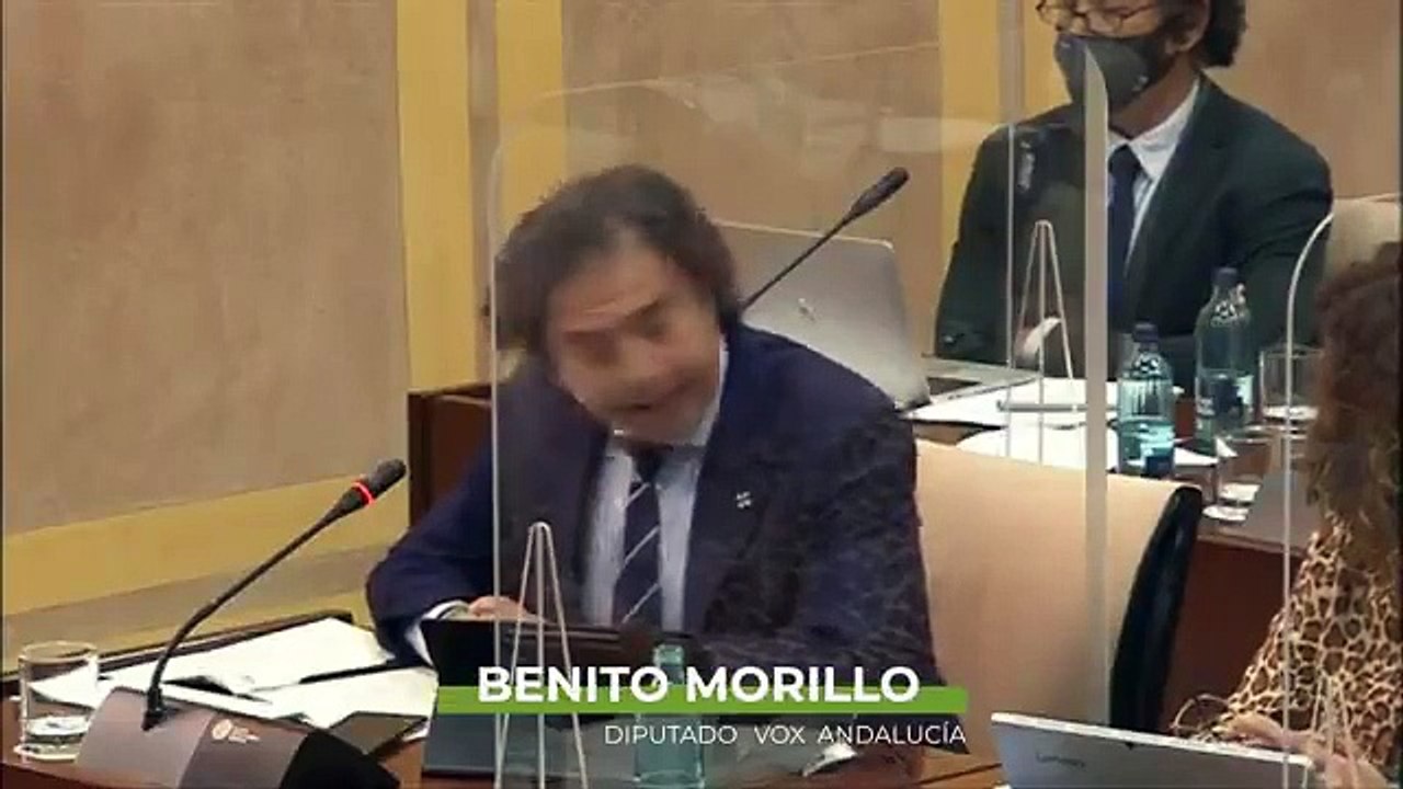 Monumental enfado de un diputado de Vox en Andalucía tras los insultos de la izquierda a la Policía