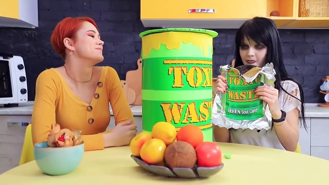 8 Dulces Gigantes vs Dulces En Miniatura / ¡Bromas Graciosas!