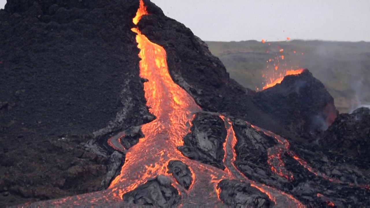 Spektakuläre Bilder: Vulkan in Island ausgebrochen