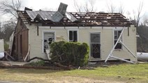 Alabama tornado lifts century-old home off the ground