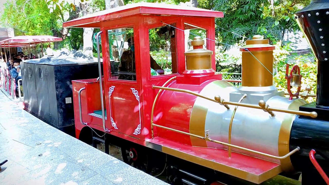 Toy Train At Nawab Wajid Ali Shah Zoological Garden | 100 Year OLD ZOO