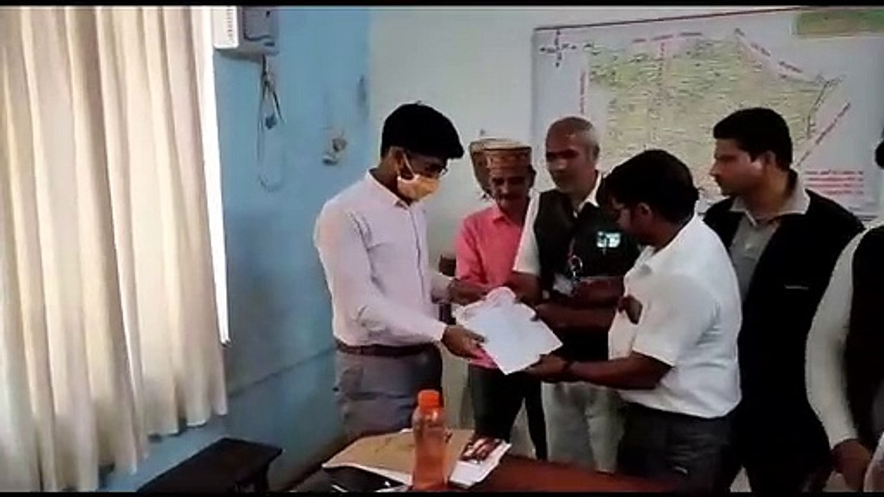 आदर्श प्रेस क्लब ने पत्रकारों को कोविड़ वैक्सीन लगाए जाने की मांग की