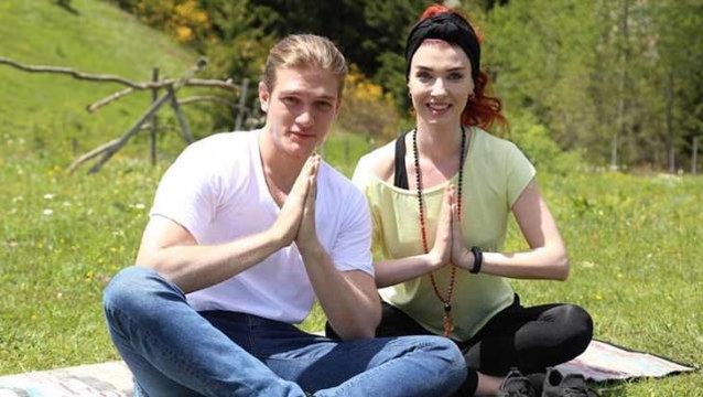 Genç oyuncu Korcan Kol'dan dikkat çeken çıkış: Rujlu kadını öpmem