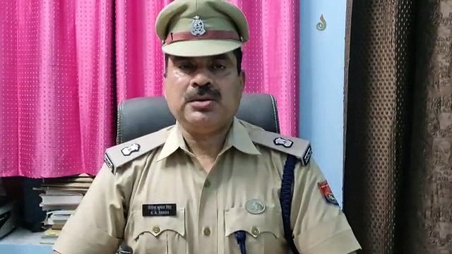 सहजनमऊ गांव में हुई खूनी संघर्ष मामले में पुलिस 8 पर किया मुकदमा दर्ज, पुलिस की हिरासत में 2 आरोपी