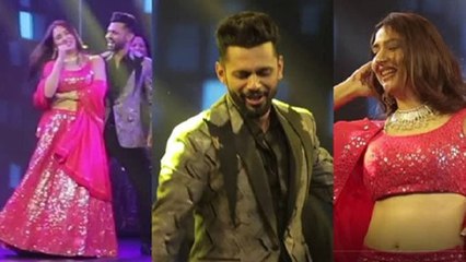 Disha Parmar संग Rahul Vaidya ने Stage पर किया Romantic Dance, Viral हो रहा Video | FilmiBeat