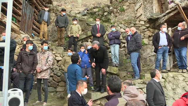 ARTVİN - Soylu: '(Dereiçi köyündeki yangın) Karşı karşıya kalınan mağduriyeti gidermek bizim görevimizdir'