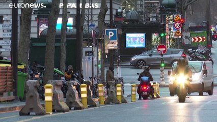 "Confiner sans enfermer" : la troisième voie française accueillie avec résignation et espoir