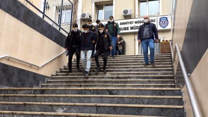 Kuyumcuda soygun girişimi kamerada