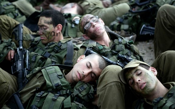 Une méthode militaire pour s'endormir en quelques secondes