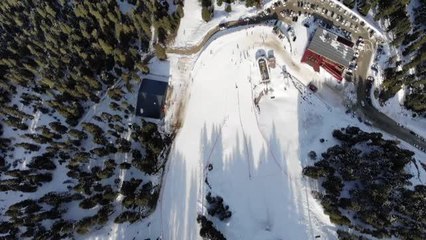 KASTAMONU - Kayakseverlerin yeni gözdesi Ilgaz Dağı'ndaki "Yurduntepe" oldu
