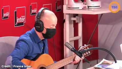 Pour soutenir Corinne Masiero, Charline Vanhoenacker... se déshabille