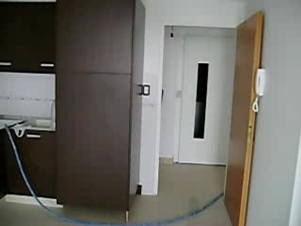 4MOV02942