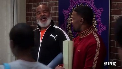 Bande-annonce  de la sitcom Netflix de Jamie Foxx : Arrête Papa, tu me fais honte !  (VF)