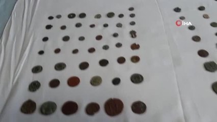 Tarihi eser satmak isteyen 4 kişi jandarma ekiplerine yakalandı