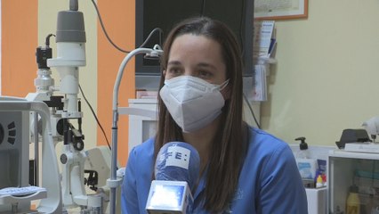 Más cirugía de ojos y frente, efectos secundarios de las mascarillas