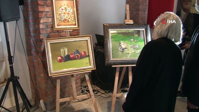 91 yaşındaki Vedia Lokman ilk resim sergisini açtı