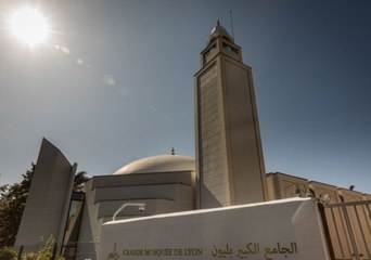 Paris, Lyon, Evry : trois mosquées s'inquiètent de la possible interdiction de l'abattage halal