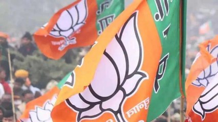 BJP workers tore posters over tickets to outsiders