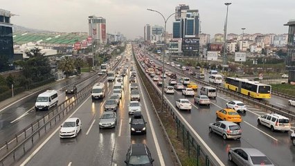 İstanbul'da trafik yoğunluğu yüzde 76'ya ulaştı (2)