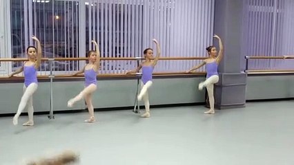 Ballet Kids Aula  (140)