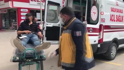 Elazığ'da bıçakla kavga, 2 yaralıya ilk müdahale aşı çadırında yapıldı