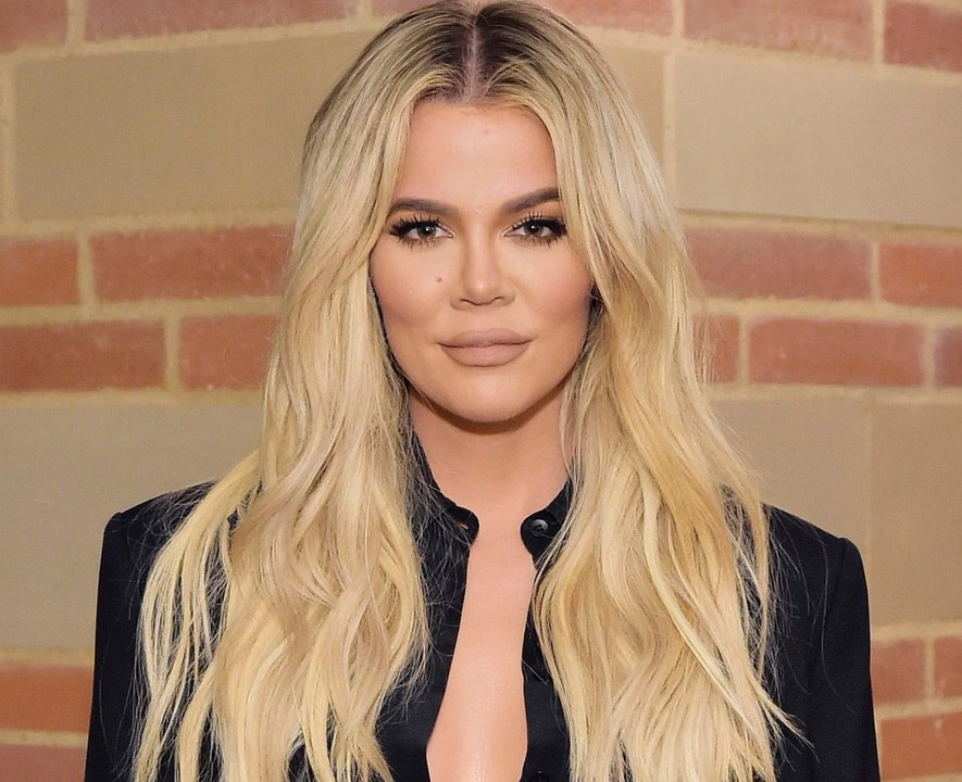 Fans Are Calling Out Khloé Kardashian's Photoshopping in New Bikini Picture