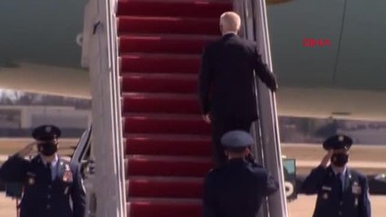 ABD Başkanı Biden uçağa binerken 3 kez düştü