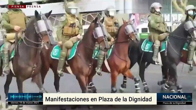 Más de 200 carabineros hicieron muro en Plaza Italia para evitar manifestaciones