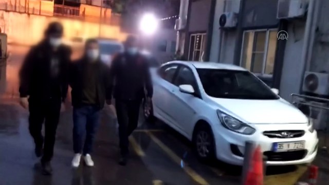 İZMİR - Terör örgütü PKK/KCK operasyonunda 7 şüpheli gözaltına alındı