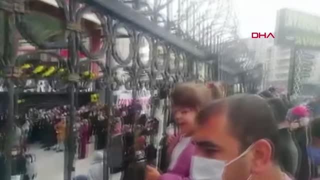 Son dakika haberleri: Diyarbakır'da, bir mağazanın indirim kampanyası koronavirüs tedbirlerini hiçe saydı