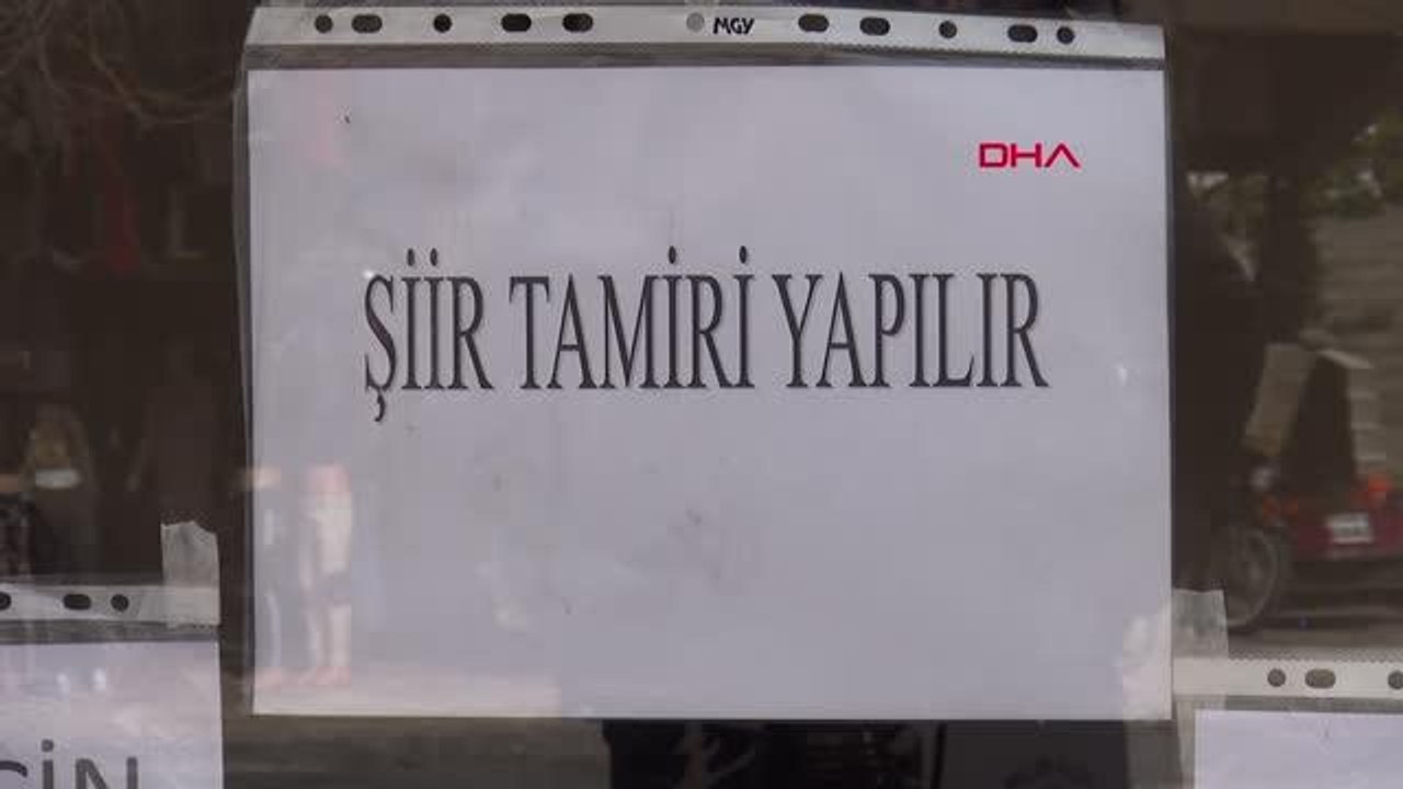 KAHRAMANMARAŞ Camına 'Şiir tamir edilir' yazdığ...