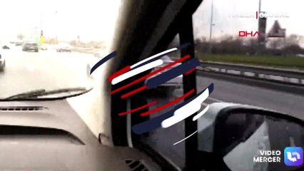 ABD plakalı otomobille Sefaköy'de siren çalıp makas attı