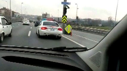 İSTANBUL - Yabancı plakalı araçla makas atan Iraklı sürücü yakalandı