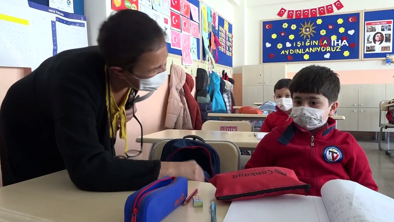 - Başkent’te okullarda 30 bin hijyen seti dağıtıldı