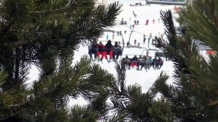 KARS - Yerli ve yabancı turistler Cıbıltepe'de yoğunluk oluşturdu