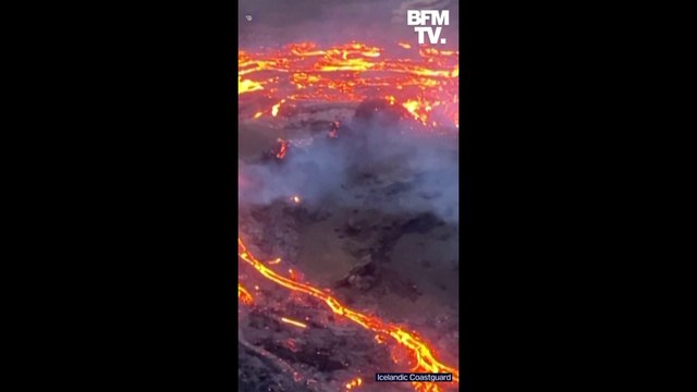 En Islande, un hélicoptère survole et filme l'éruption volcanique à 40 km de la capitale